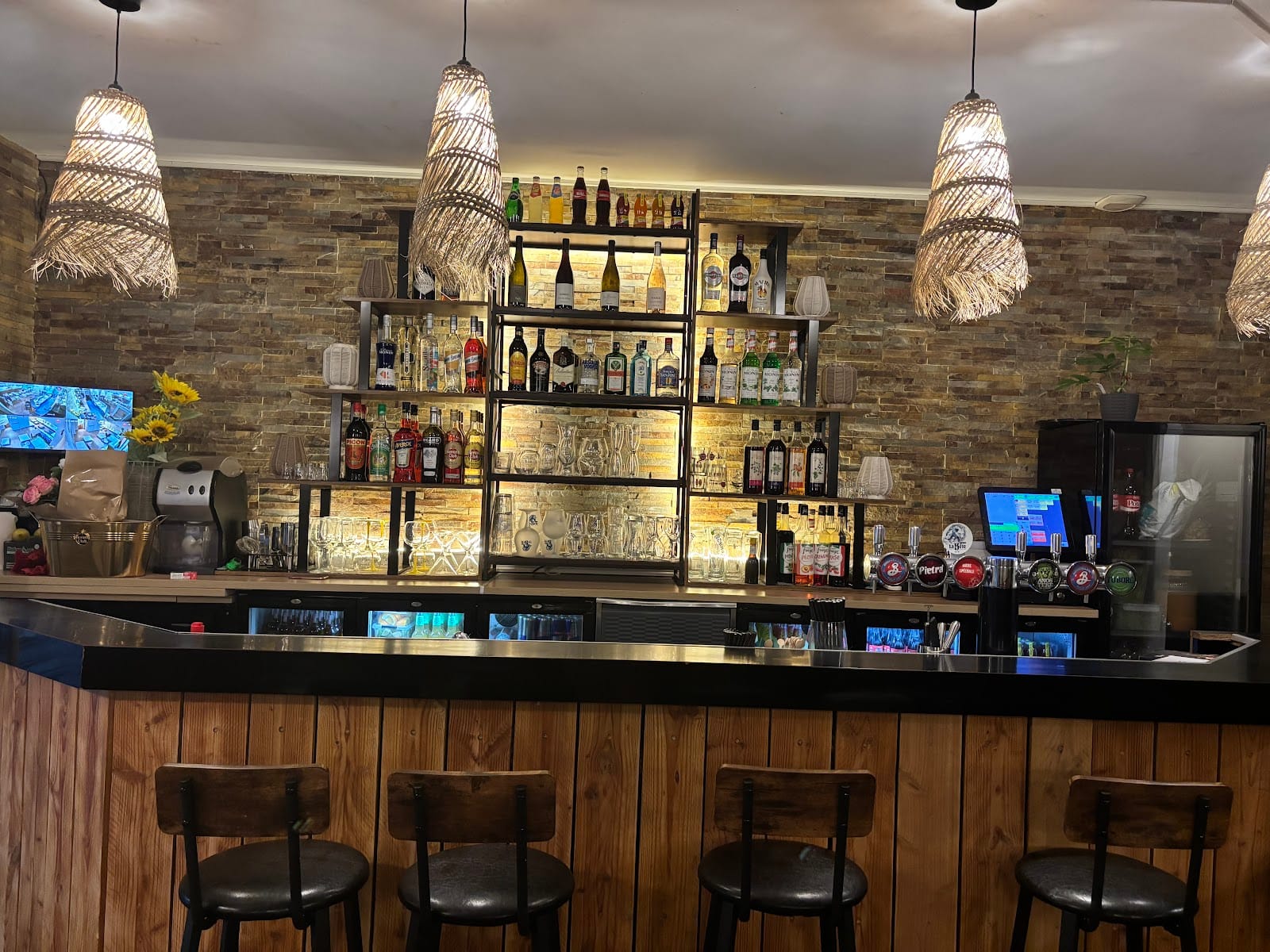 Maya tours, cocktails à Rue de la Rôtisserie, Tours