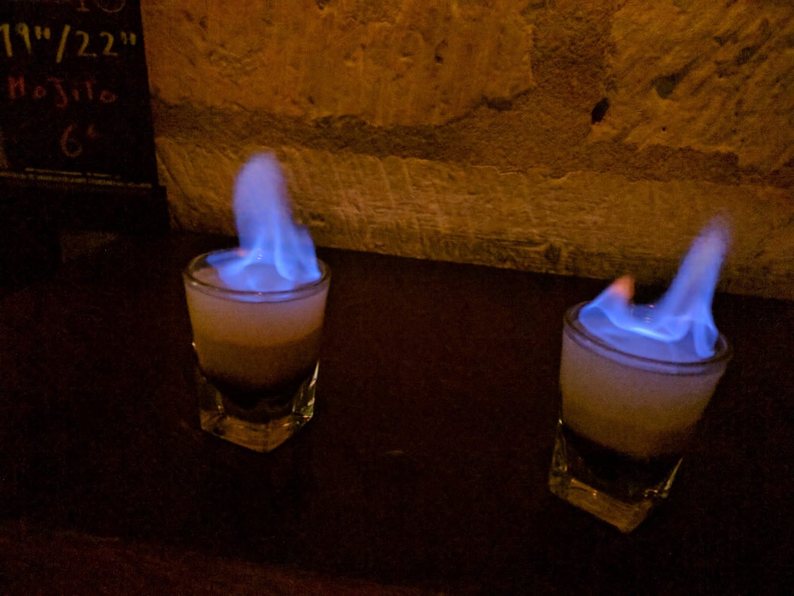 Le Baron, cocktails à Rue des Orfèvres, Tours