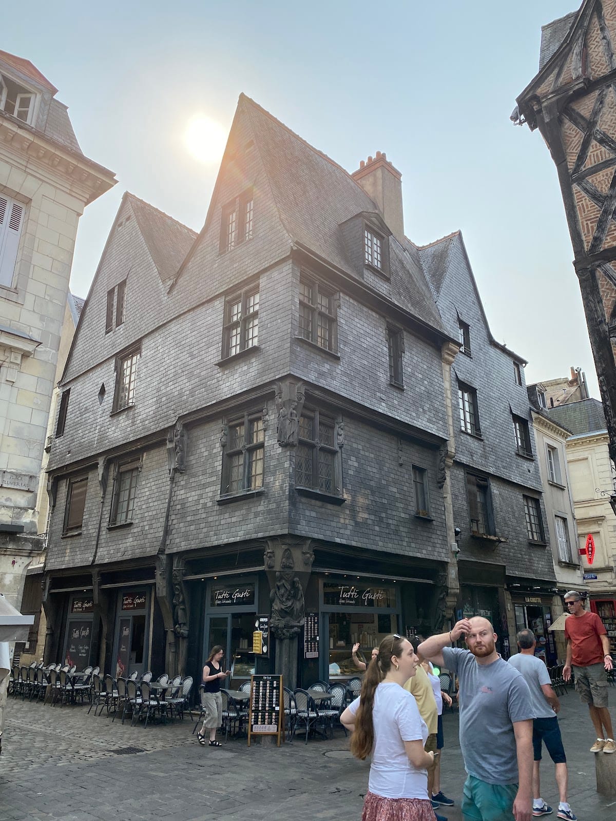 La Cour, cocktails à Rue du Grand Marché, Tours