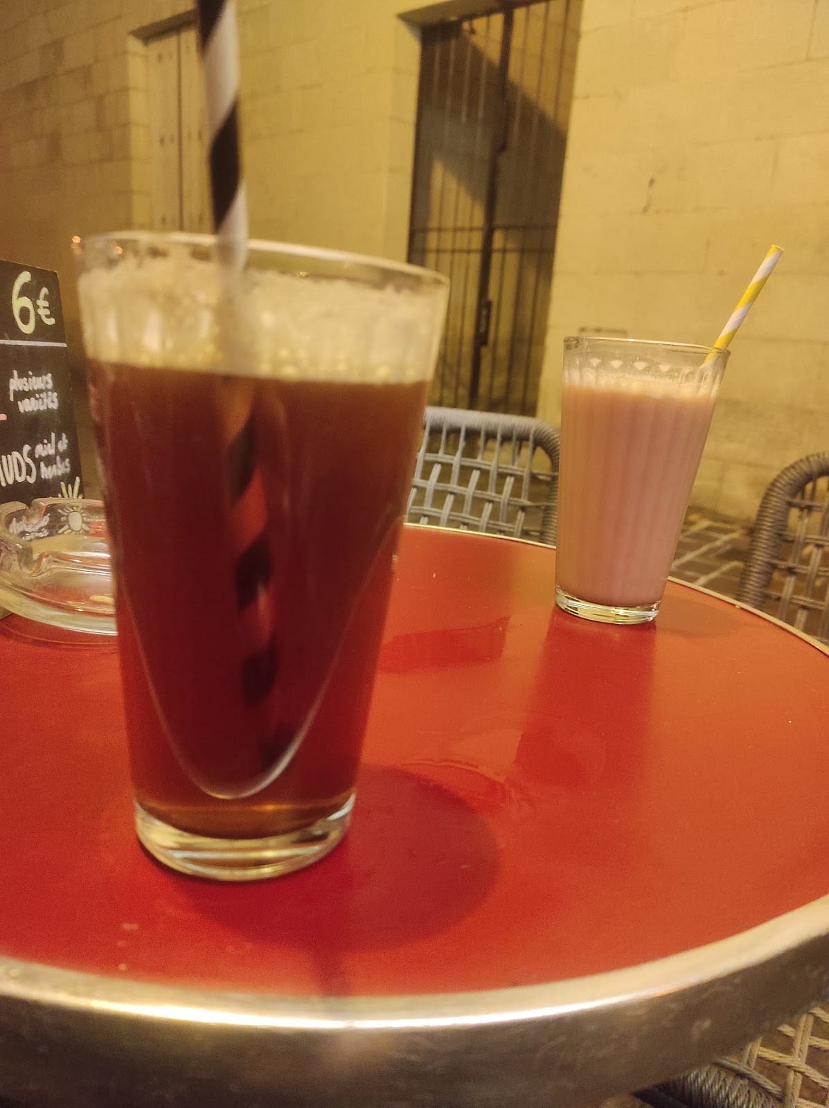 Le p’tit soleil, cocktails à Rue du Petit Soleil, Tours