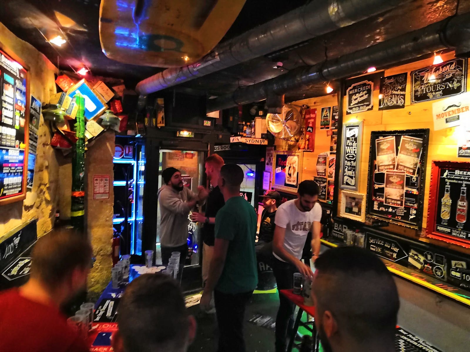 LaBAIGNOIRE BAR, cocktails à Rue des Orfèvres, Tours